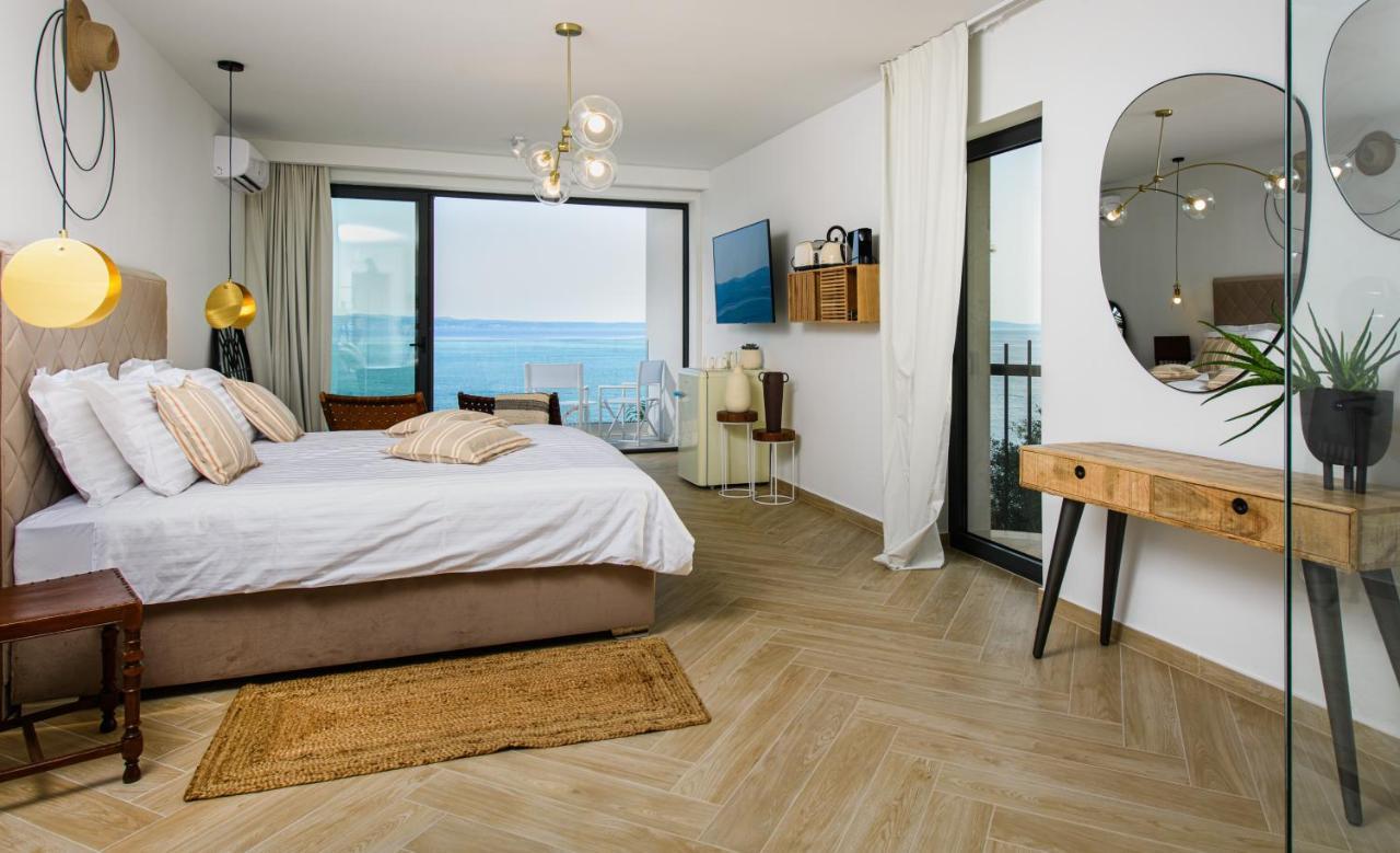 Gallery Luxury Suites & Rooms-Only Adults Split Extérieur photo