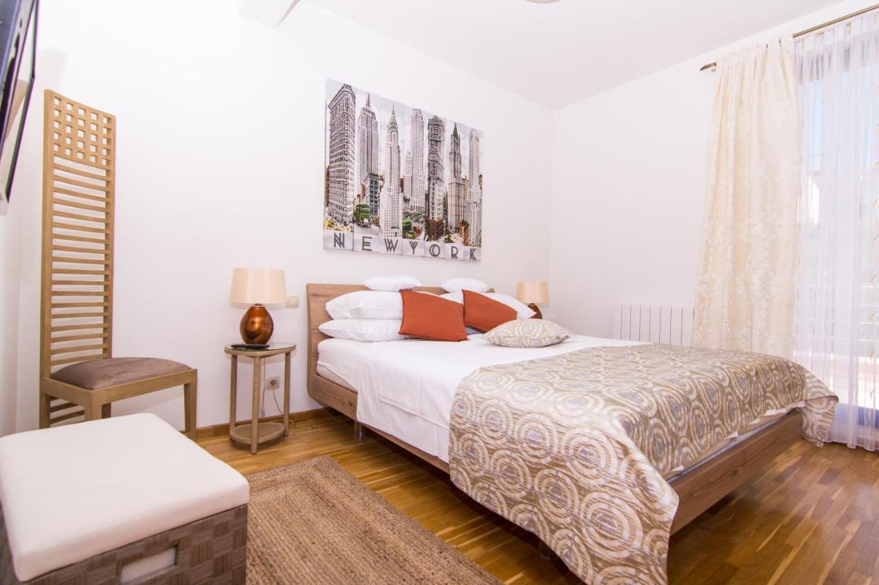 Gallery Luxury Suites & Rooms-Only Adults Split Extérieur photo