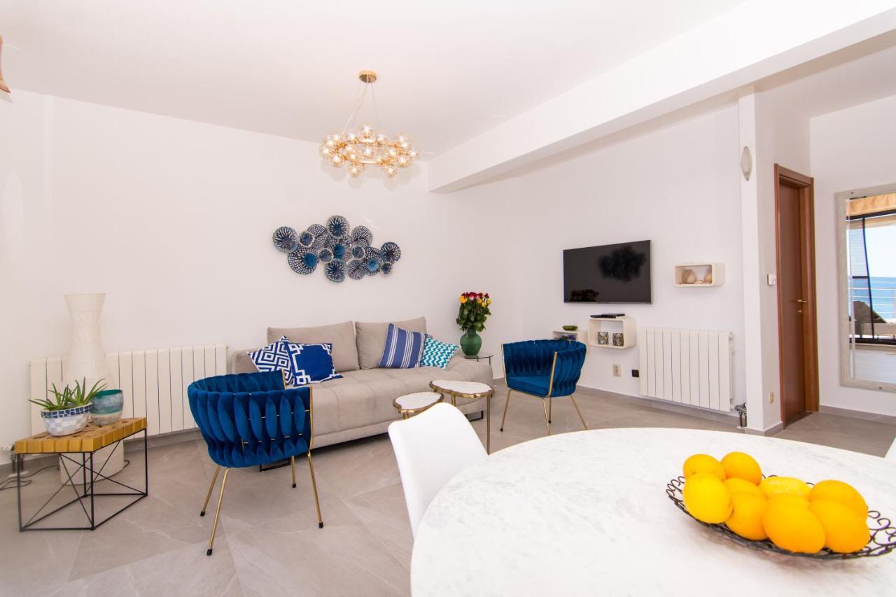 Gallery Luxury Suites & Rooms-Only Adults Split Extérieur photo